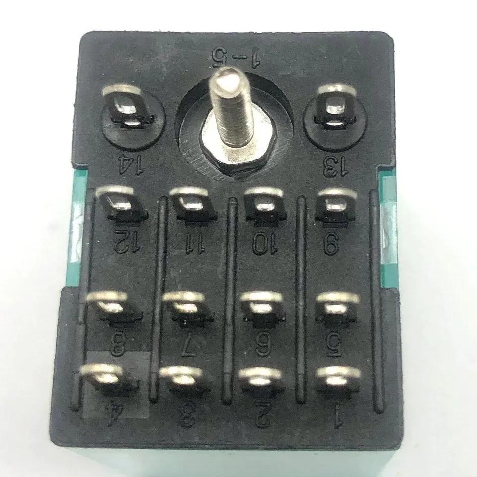 GE Healthcare 46-136370P23 024V DC 2P 2T 028V DC 10A Relay